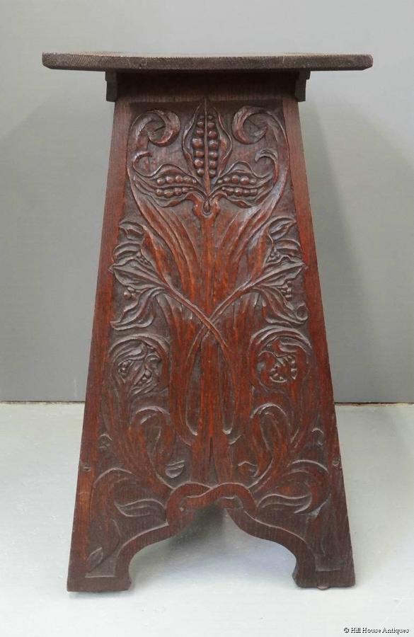 Arthur Simpson of Kendal Keswick carved table