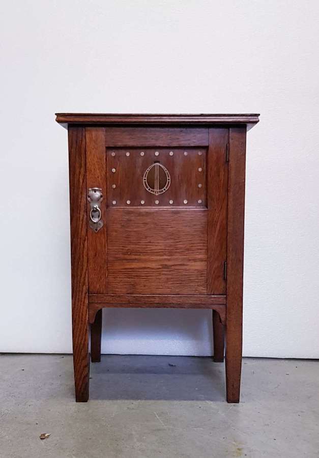 Arts & Crafts Glasgow Style Maples & Co inlaid oak bedside cabinet