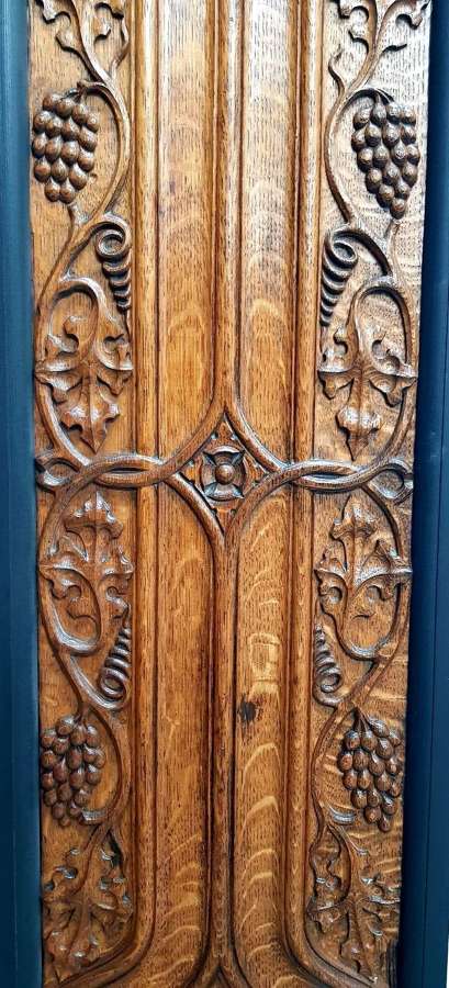 Gothic Revival carved oak panel by AWN Pugin for Palace of Westminster