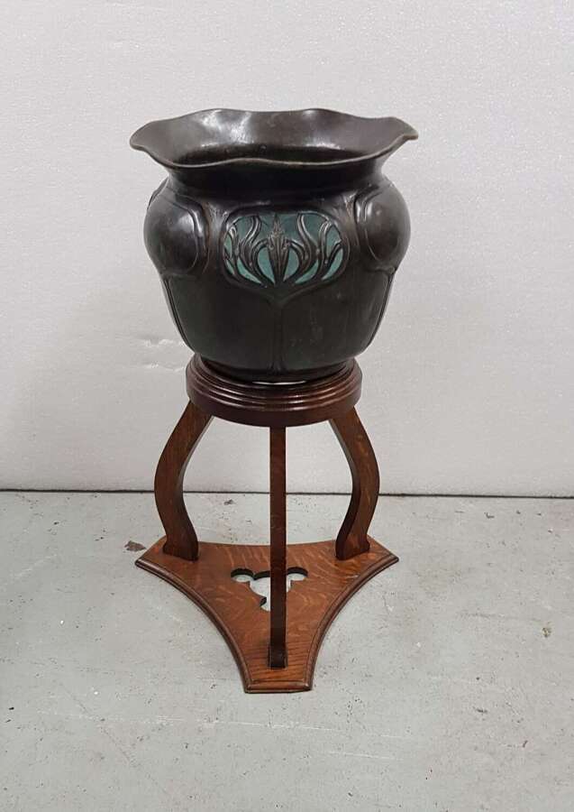 Arts & Crafts Art Nouveau patinated copper planter on oak stand