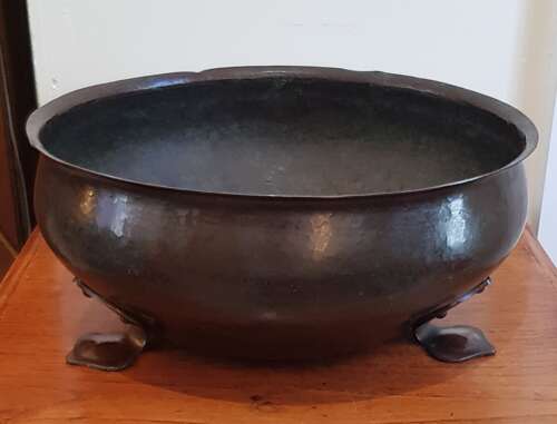 Birmingham Guild of Handicraft Arts & Crafts large copper bowl brass feet